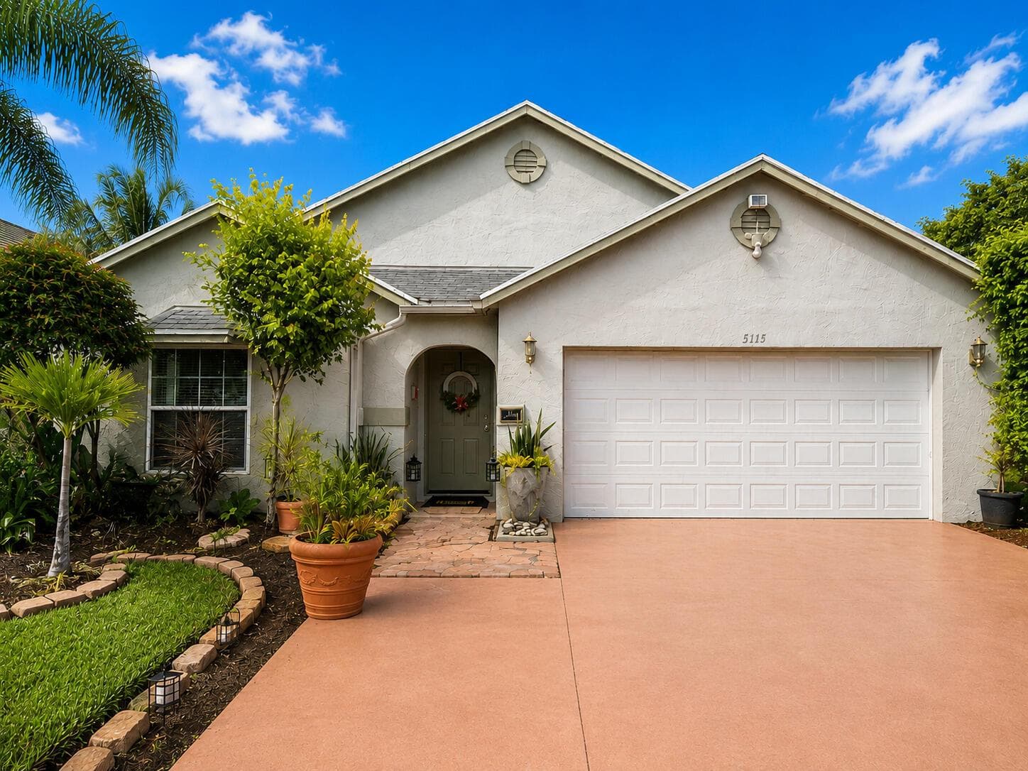 5115 Foxhall Drive S, West Palm Beach, FL 33417