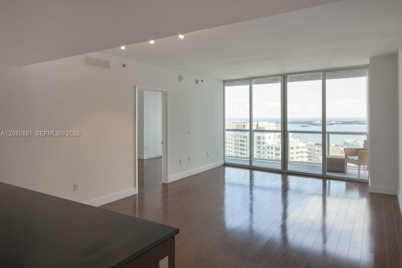 475 Brickell Ave # 3507, Miami, FL 33131 photo 7
