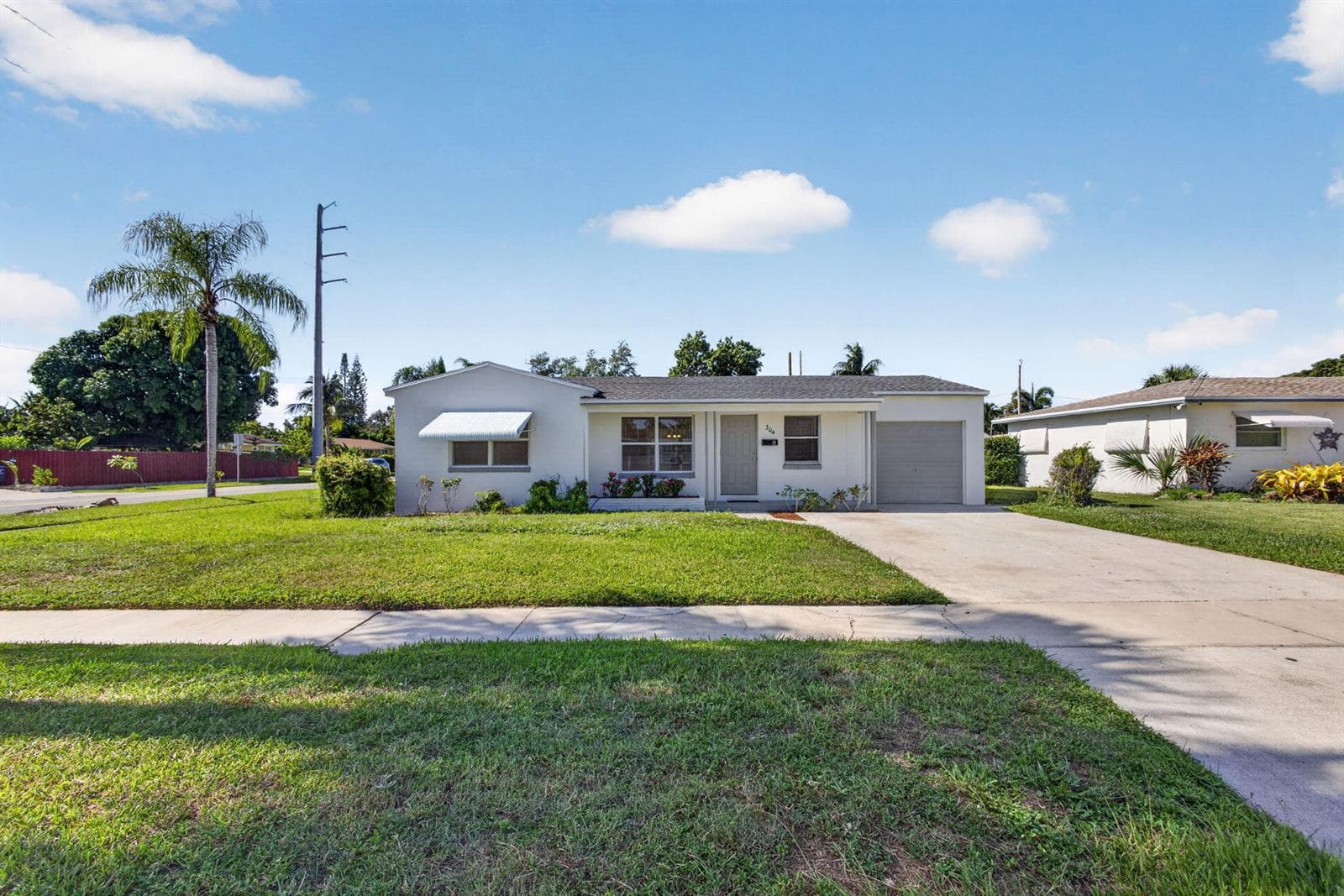 304 Cypress Drive, Lake Park, FL 33403 photo 2