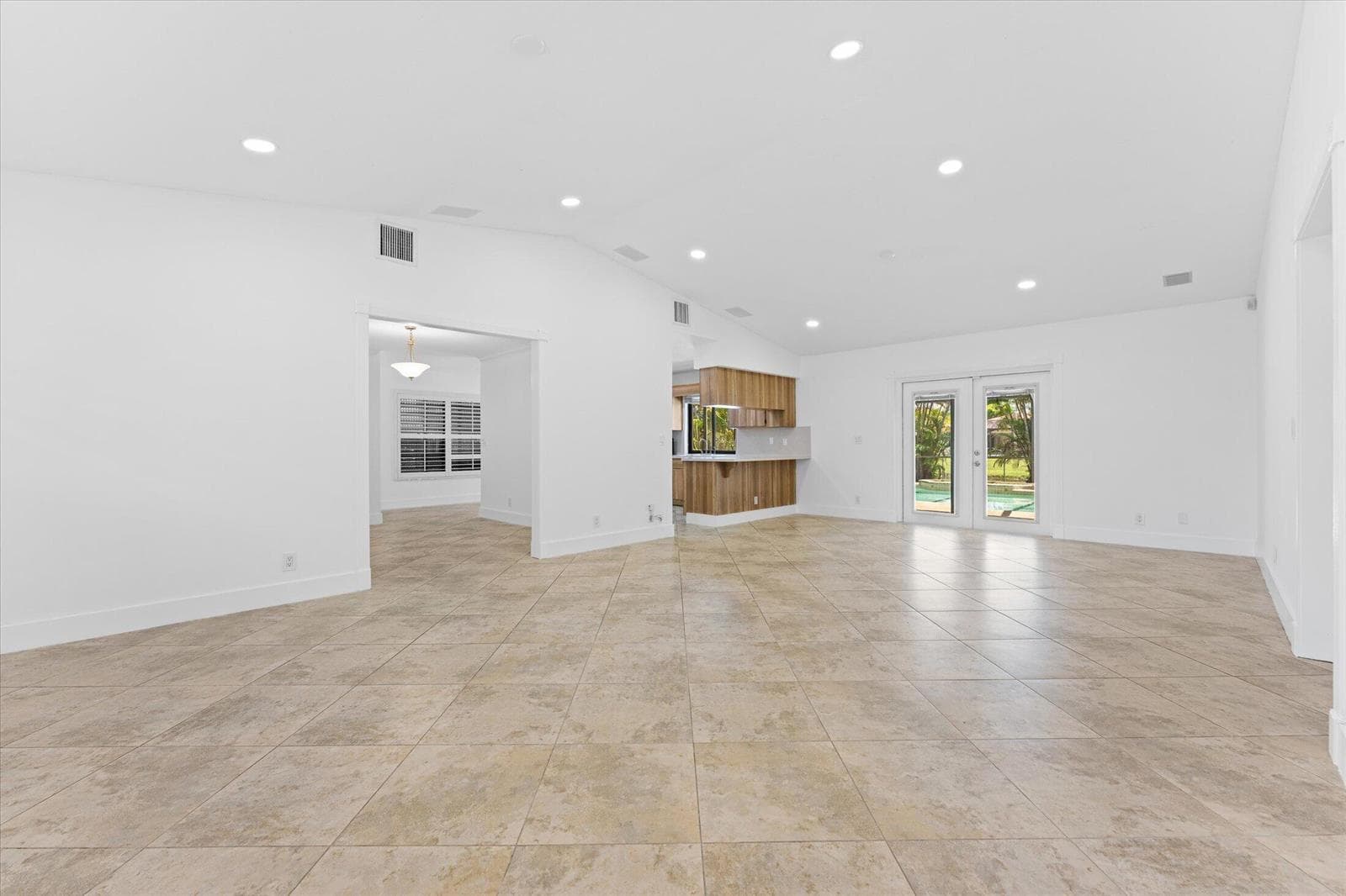 11580 NW 20TH Drive NW, Coral Springs, FL 33071 photo 4