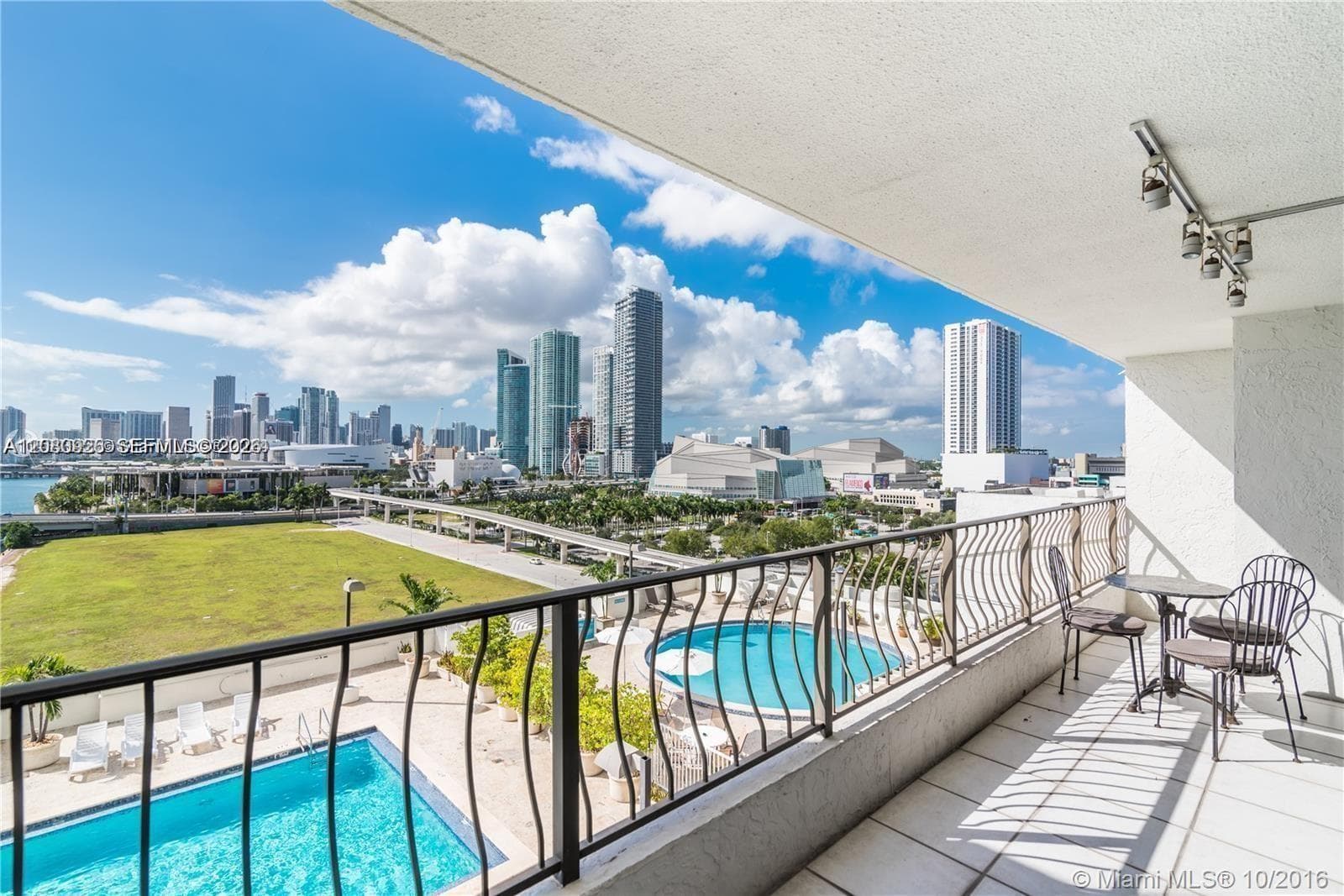 555 NE 15th St # 11J, Miami, FL 33132 photo 5