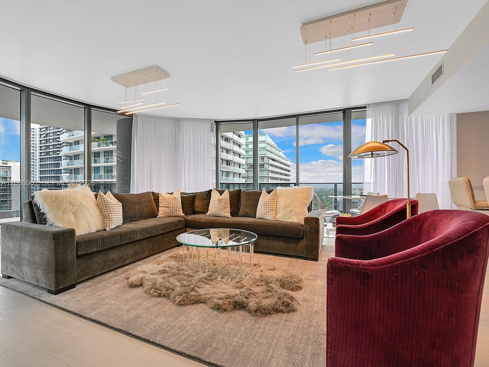 1000 Brickell Plz # 3402, Miami, FL 33131 photo 2