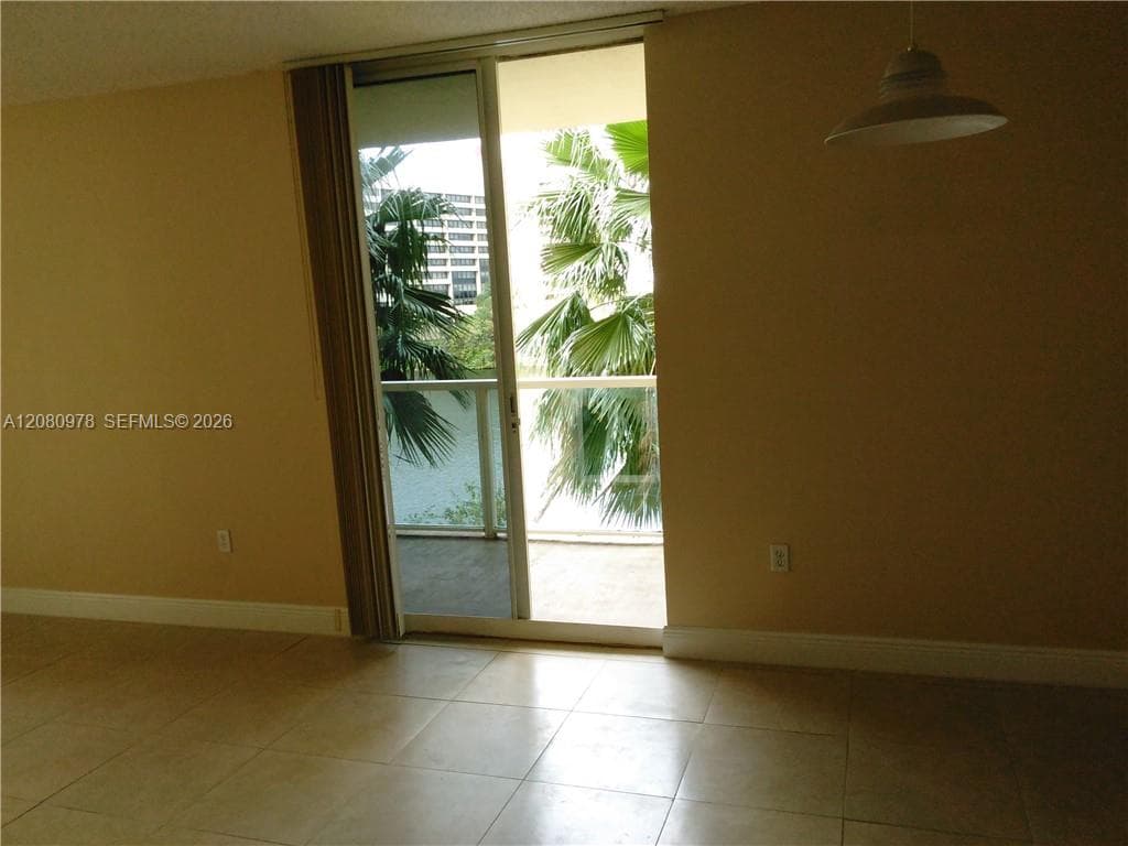 5091 NW 7 ST # 402, Miami, FL 33126 photo 3