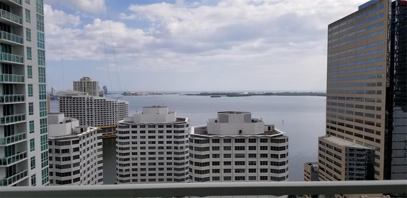 951 BRICKELL Avenue # 2402, Miami, FL 33131 photo 2