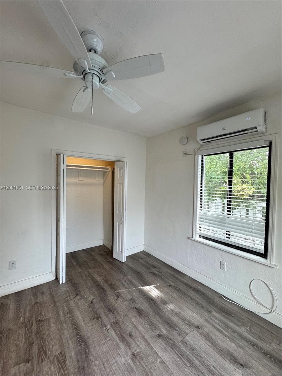 570 NE 69th St # 5, Miami, FL 33138 photo 13