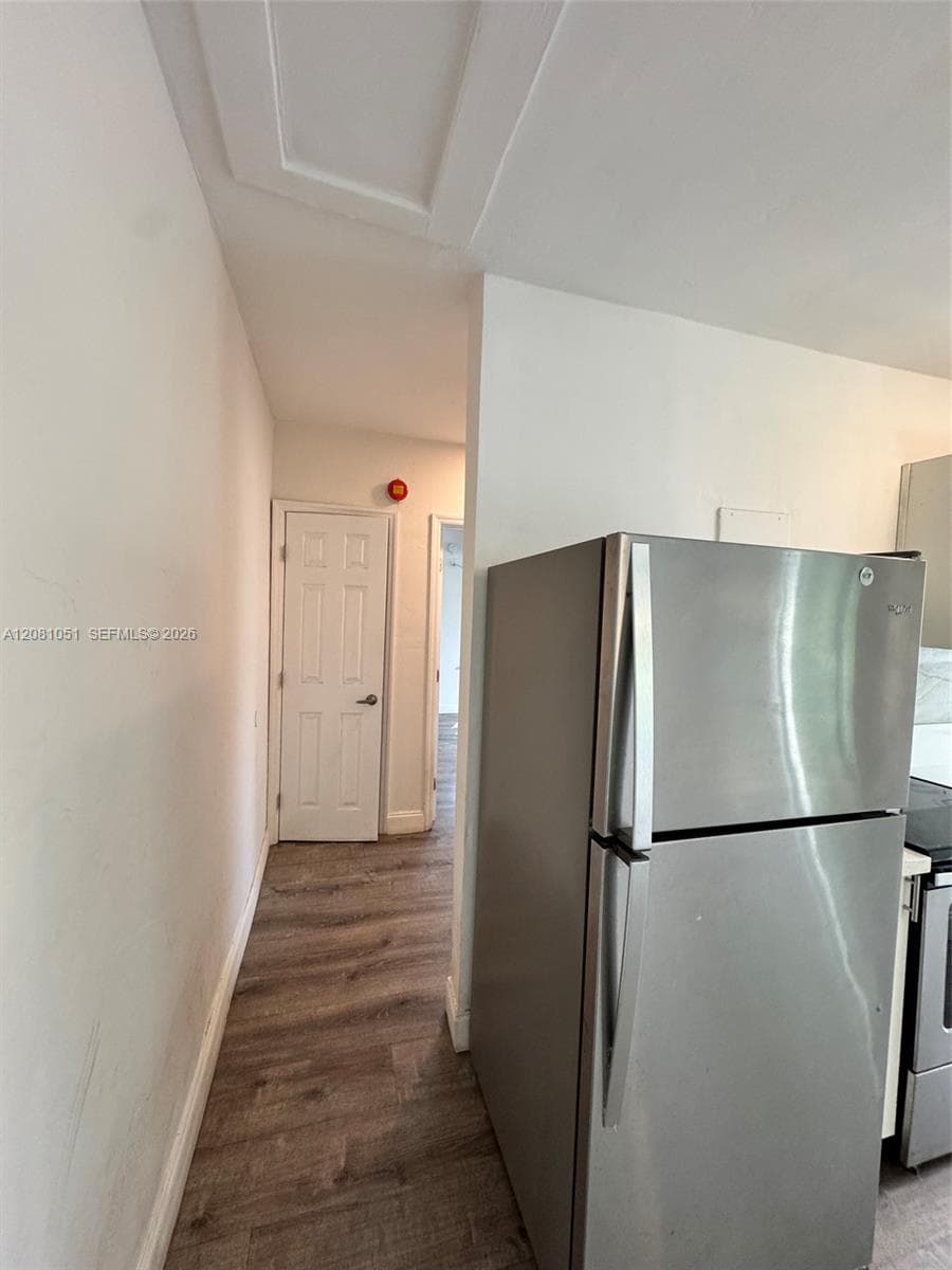 570 NE 69th St # 5, Miami, FL 33138 photo 10