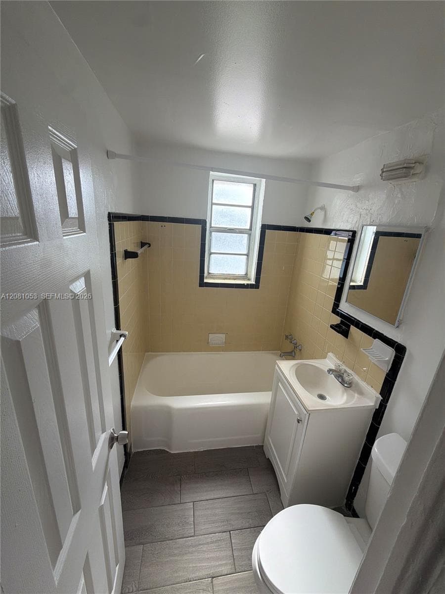 10085 NW 7 Ct # 2-B, Miami, FL 33150 photo 2