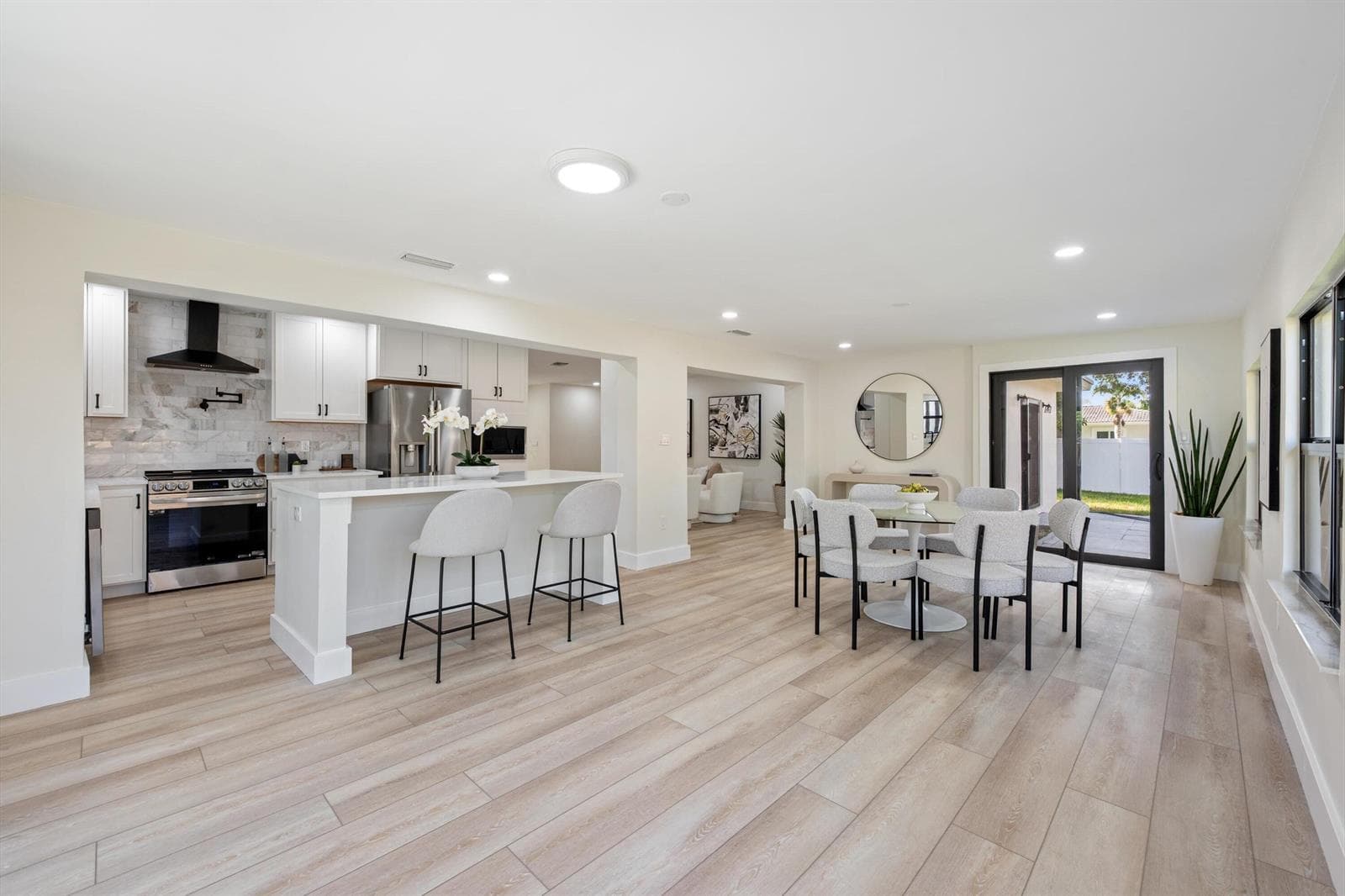 8201 NW 67TH Avenue, Tamarac, FL 33321 photo 6