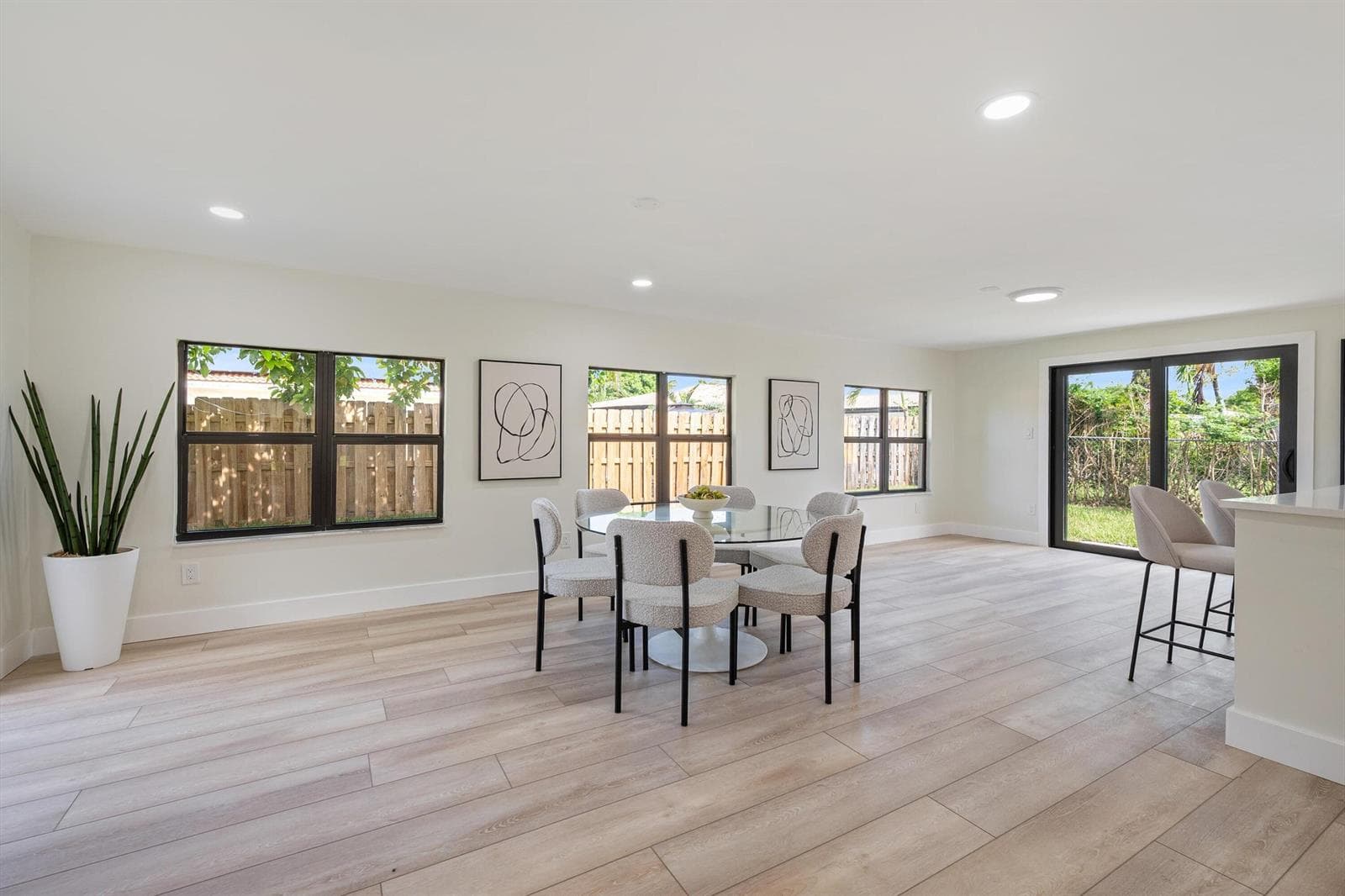 8201 NW 67TH Avenue, Tamarac, FL 33321 photo 9