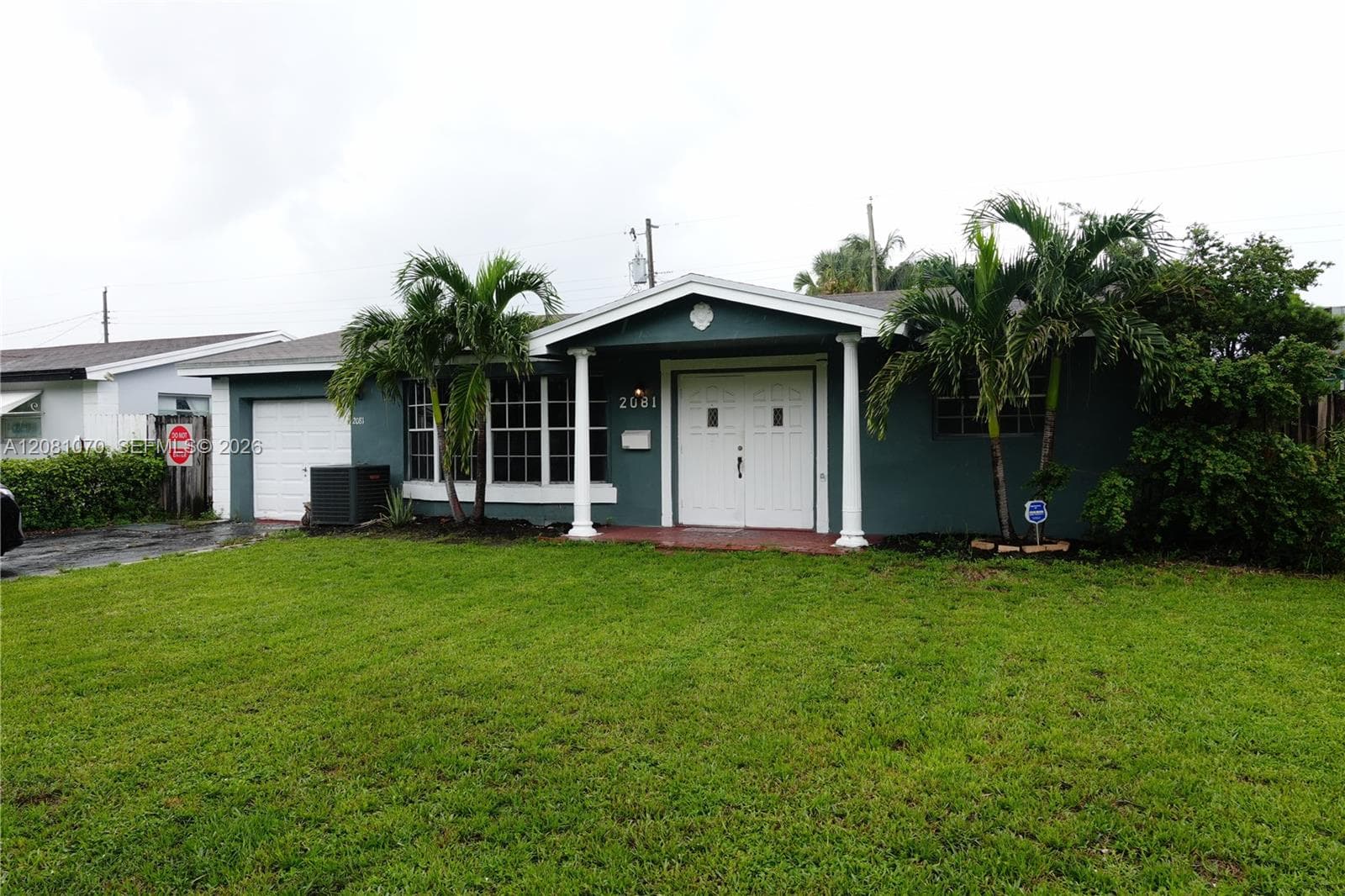 2081 Utopia Dr, Miramar, FL 33023