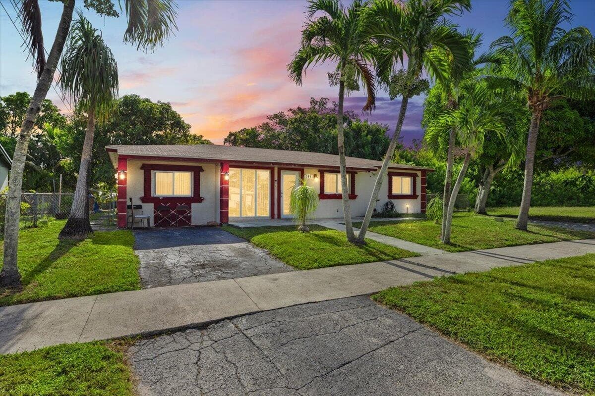 508 NE 2ND Terrace, Deerfield Beach, FL 33441 photo 2