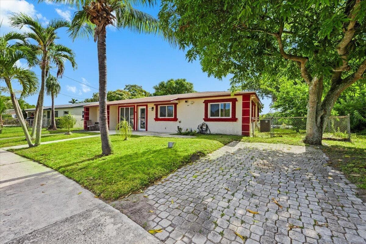 508 NE 2ND Terrace, Deerfield Beach, FL 33441 photo 3