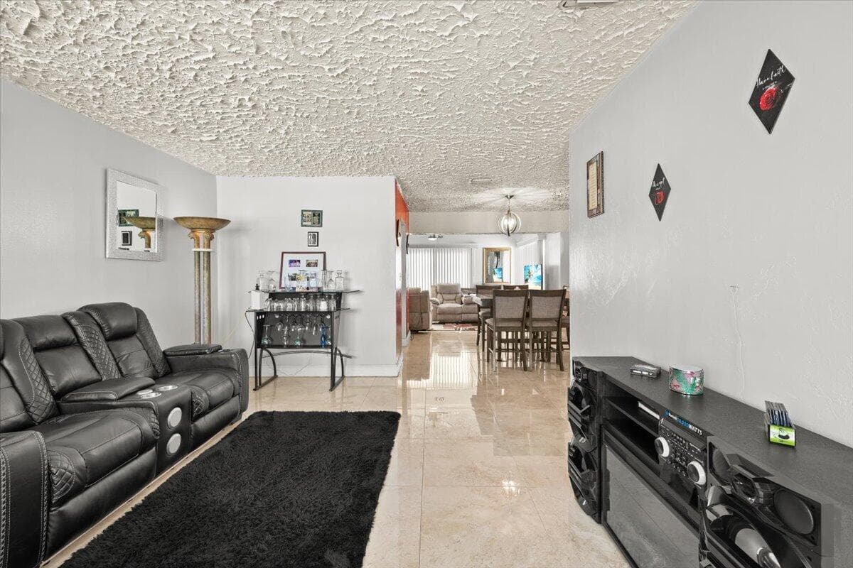 508 NE 2ND Terrace, Deerfield Beach, FL 33441 photo 5