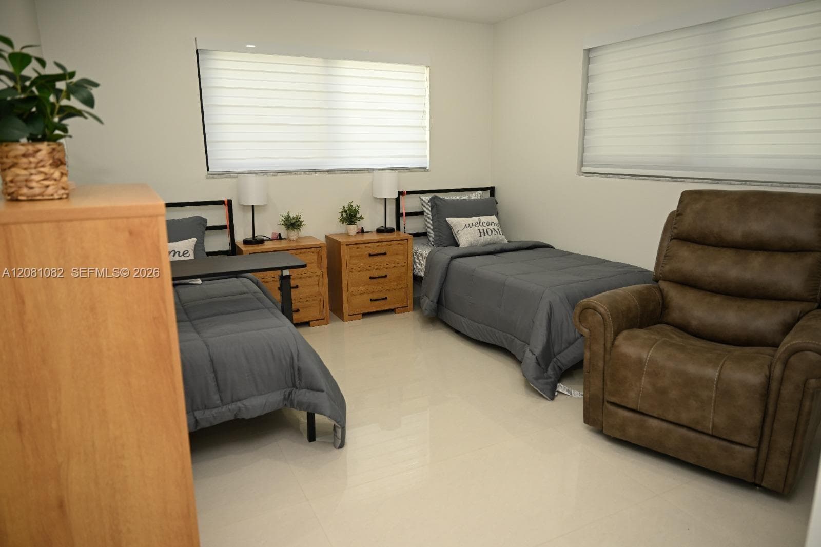850 W 51st Pl, Hialeah, FL 33012 photo 13