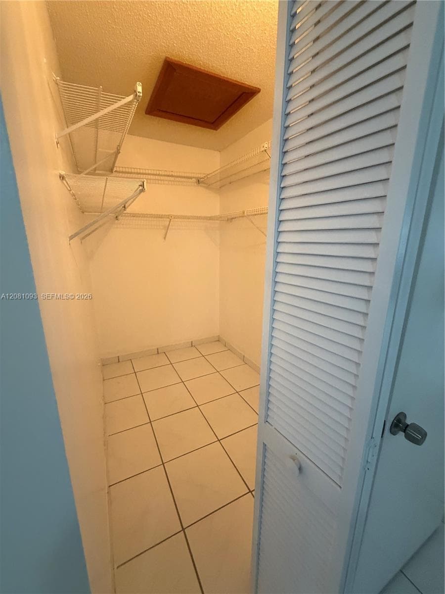 7577 W 5th Ln, Hialeah, FL 33014 photo 11