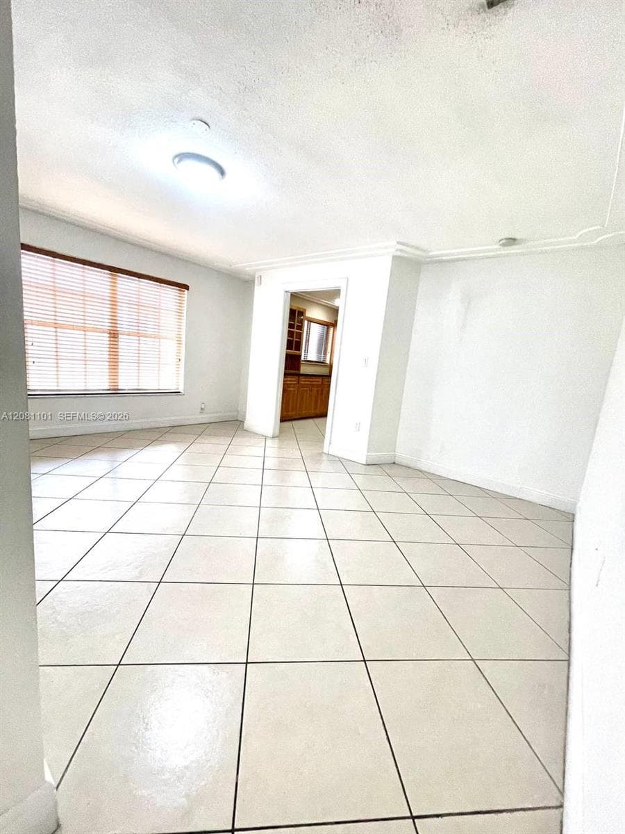 62 W 44th St # 0, Hialeah, FL 33012 photo 6