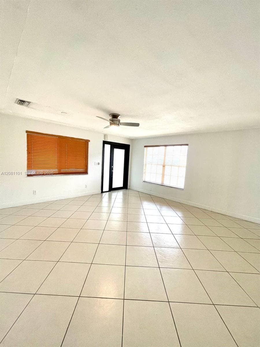 62 W 44th St # 0, Hialeah, FL 33012 photo 3