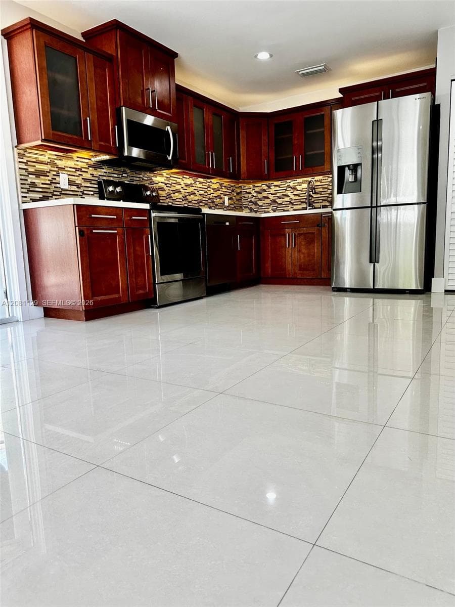 12851 NW 11th St, Miami, FL 33182 photo 7