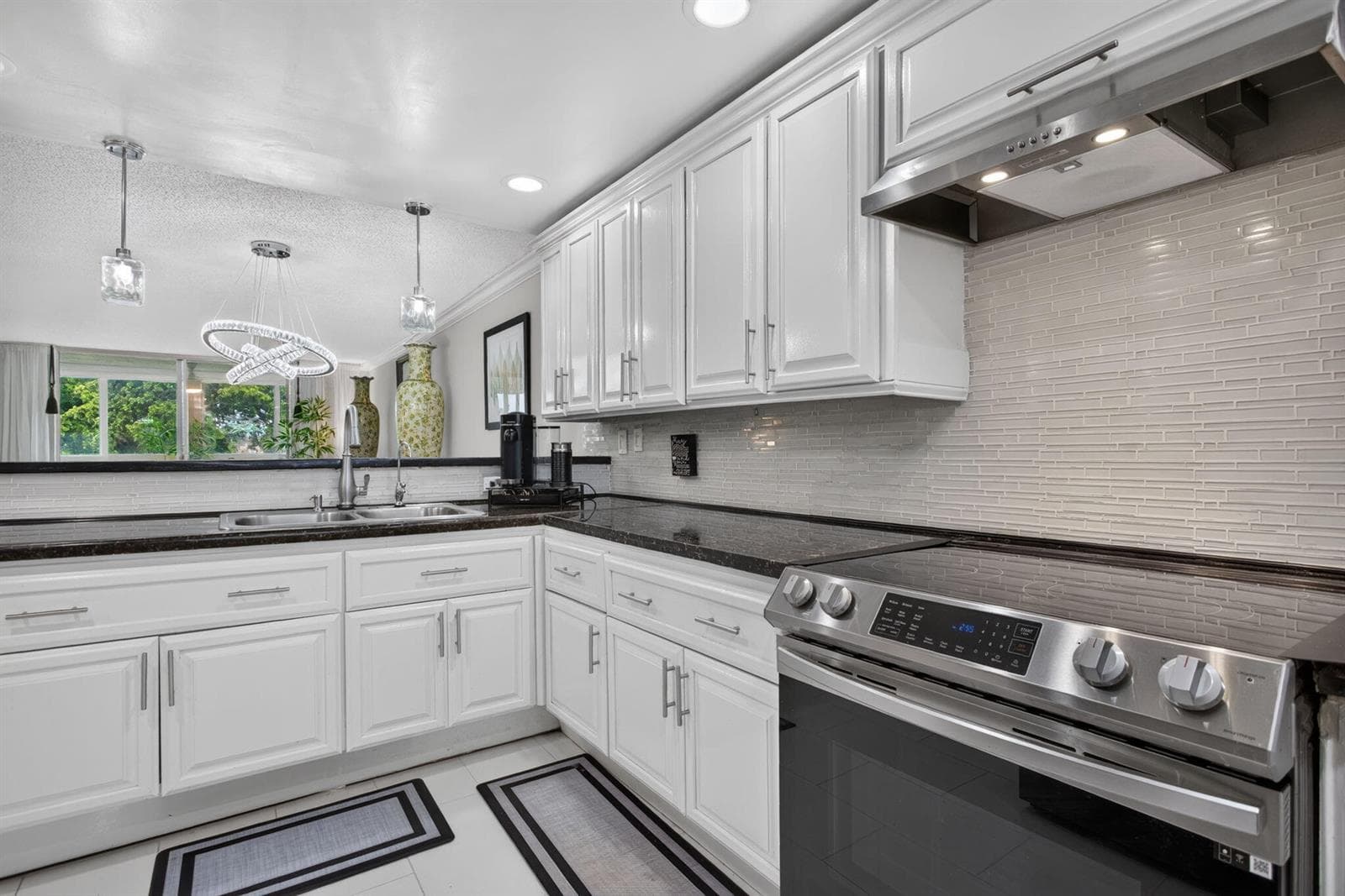9201 Sunrise Lakes Boulevard # 202, Sunrise, FL 33322 photo 9