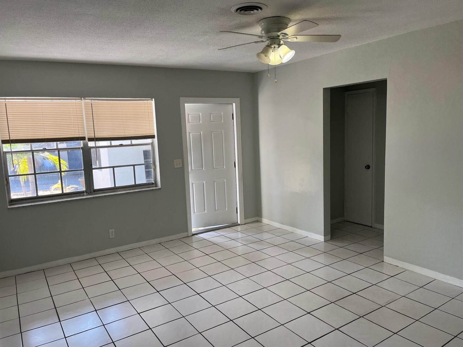 245 NW 32nd Street, Oakland Park, FL 33309 photo 13