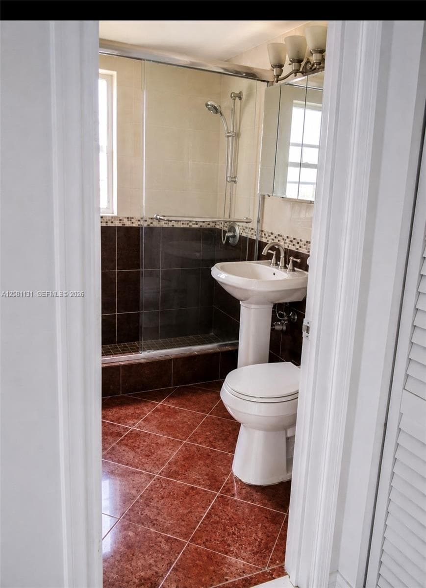 1220 E 10th Ave, Hialeah, FL 33010 photo 8