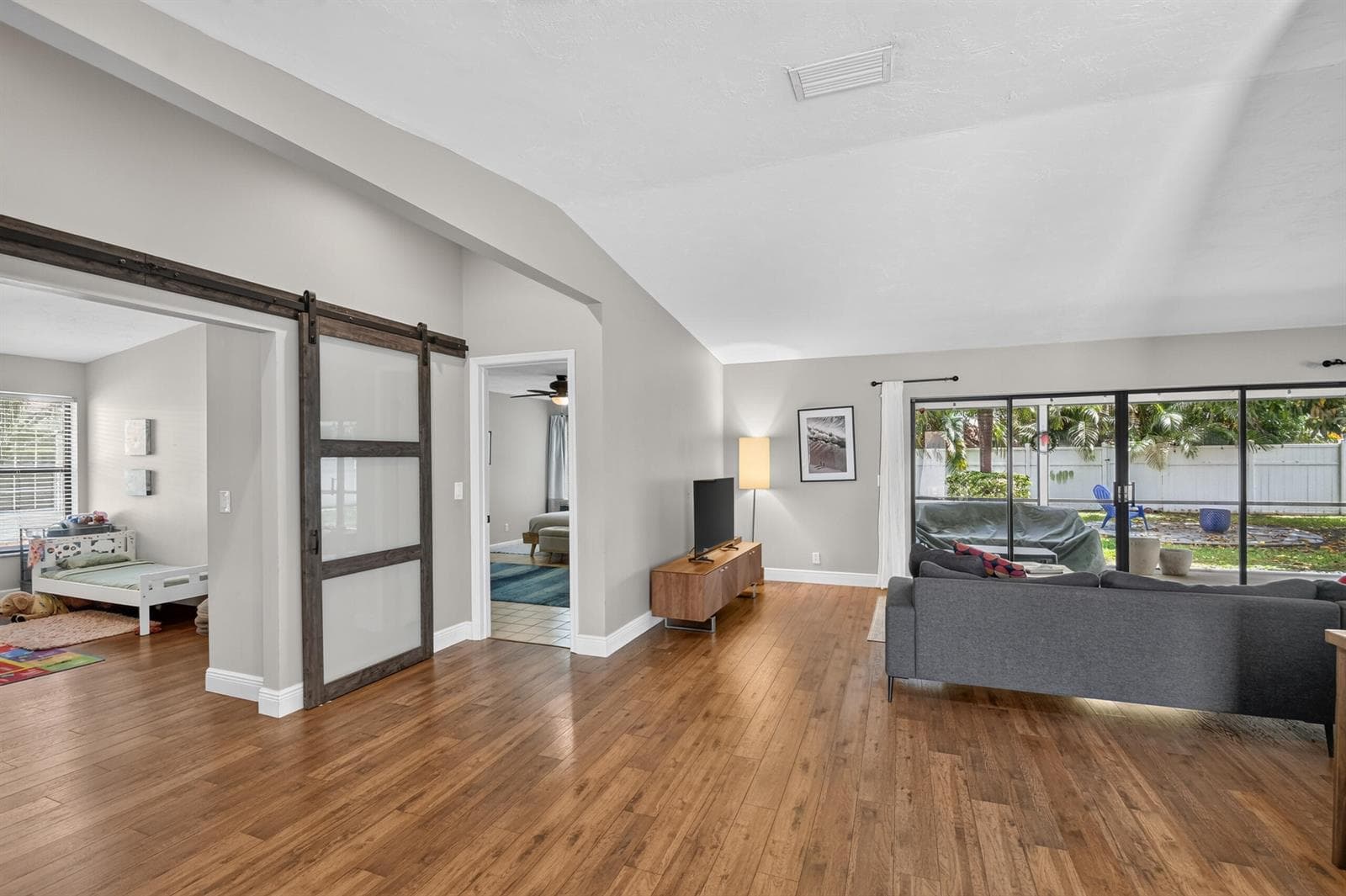 2606 SW 23rd Cranbrook Drive, Boynton Beach, FL 33436 photo 6