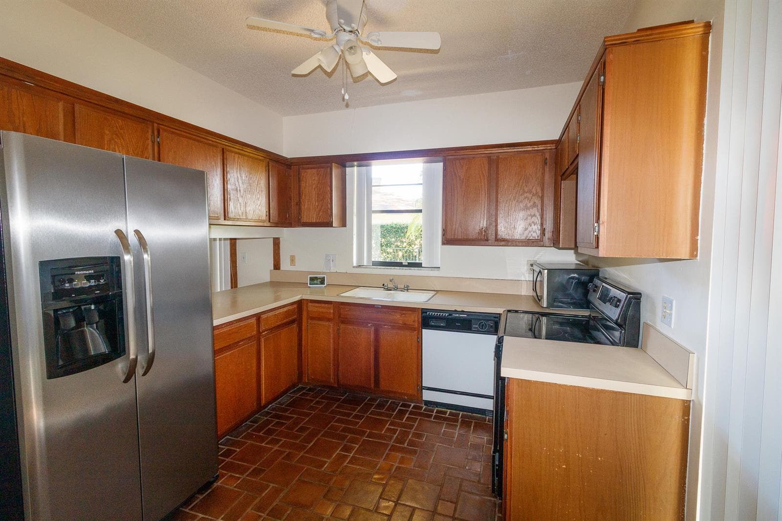 8197 ROYAL PALM Court # 5, Tamarac, FL 33321 photo 2