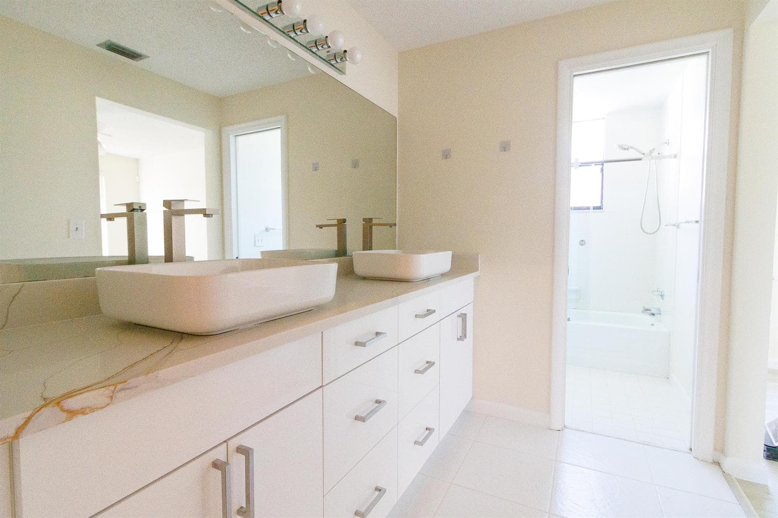 8197 ROYAL PALM Court # 5, Tamarac, FL 33321 photo 7