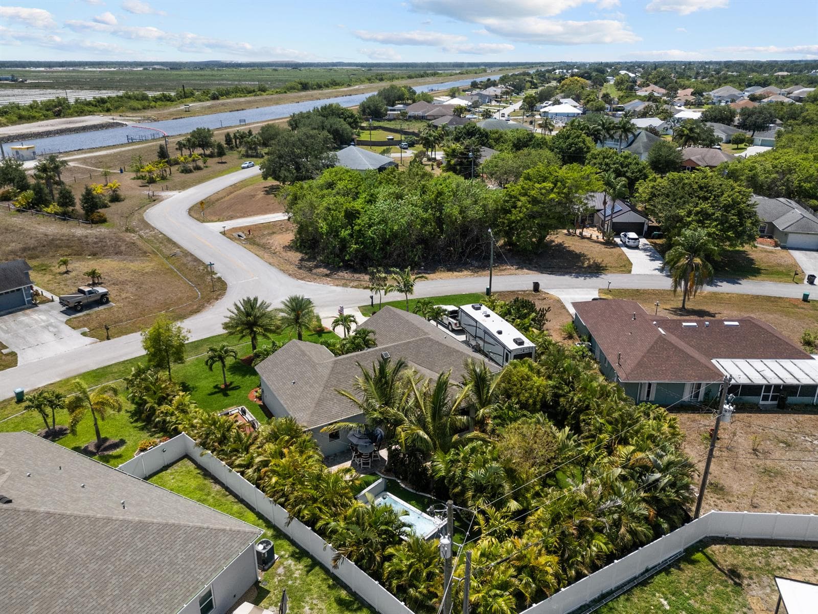 449 SW BRADSHAW Circle, Port St. Lucie, FL 34953 photo 5