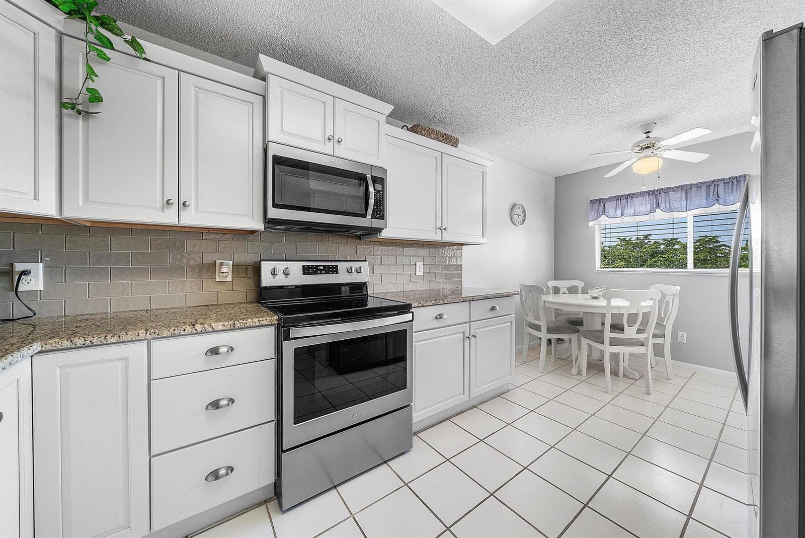 4735 LUCERNE LAKES Boulevard E # 402, Lake Worth, FL 33467 photo 8