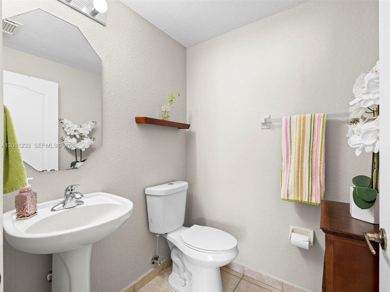 15541 SW 21st Ter, Miami, FL 33185 photo 12