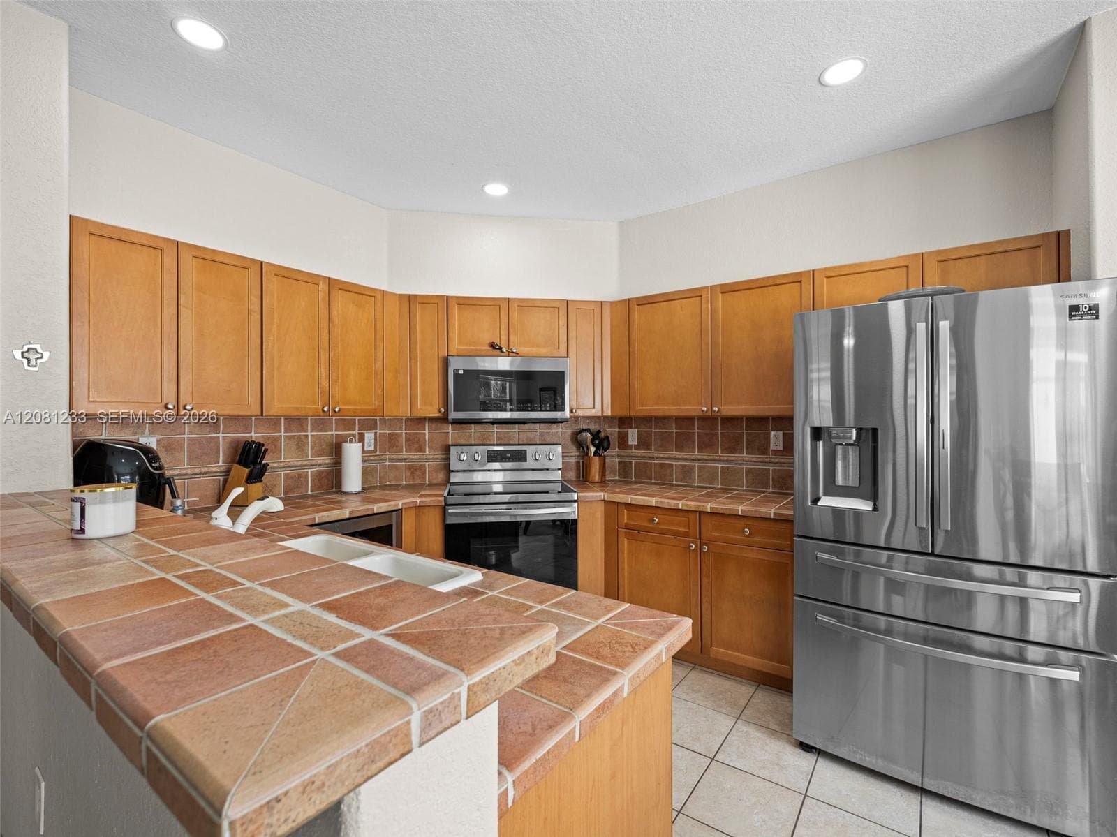 15541 SW 21st Ter, Miami, FL 33185 photo 5