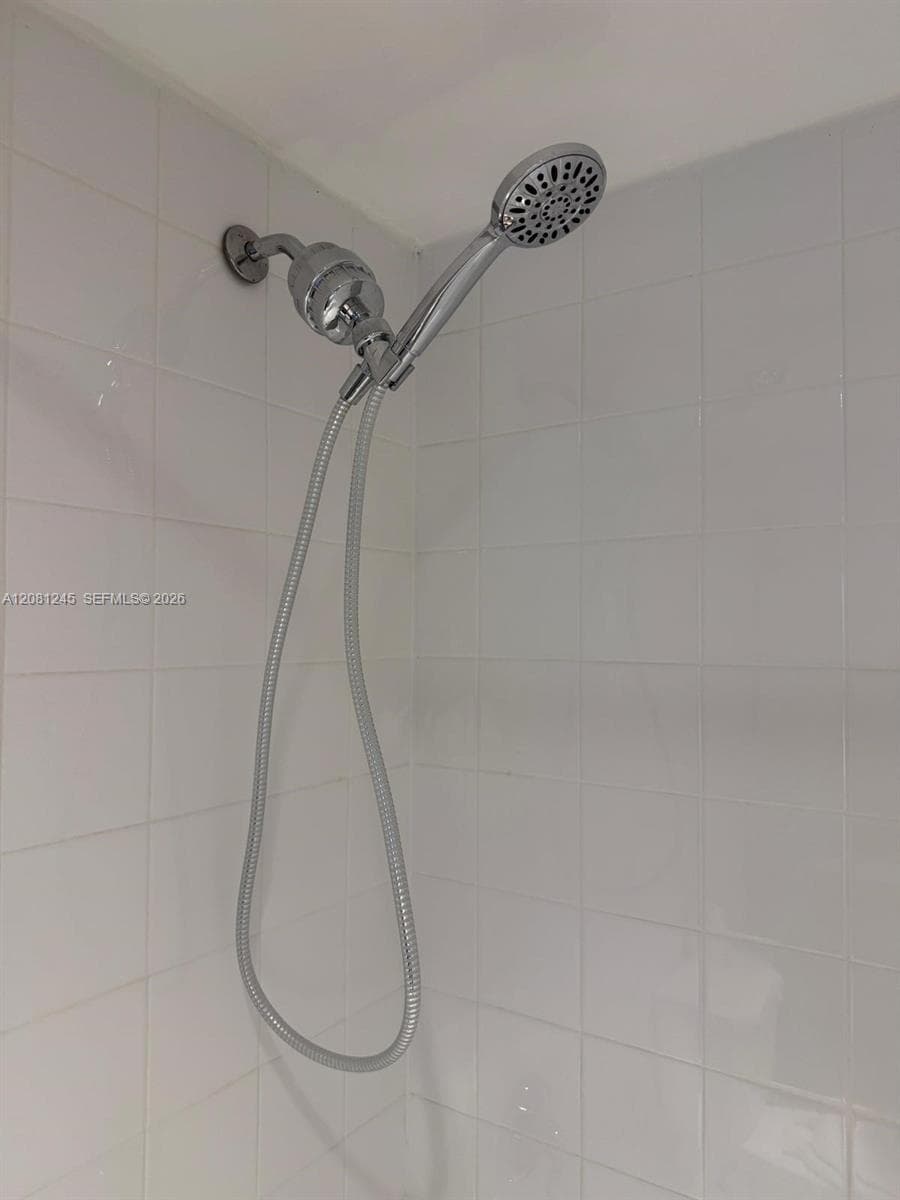 2175 NE 170th St # 310, North Miami Beach, FL 33162 photo 11