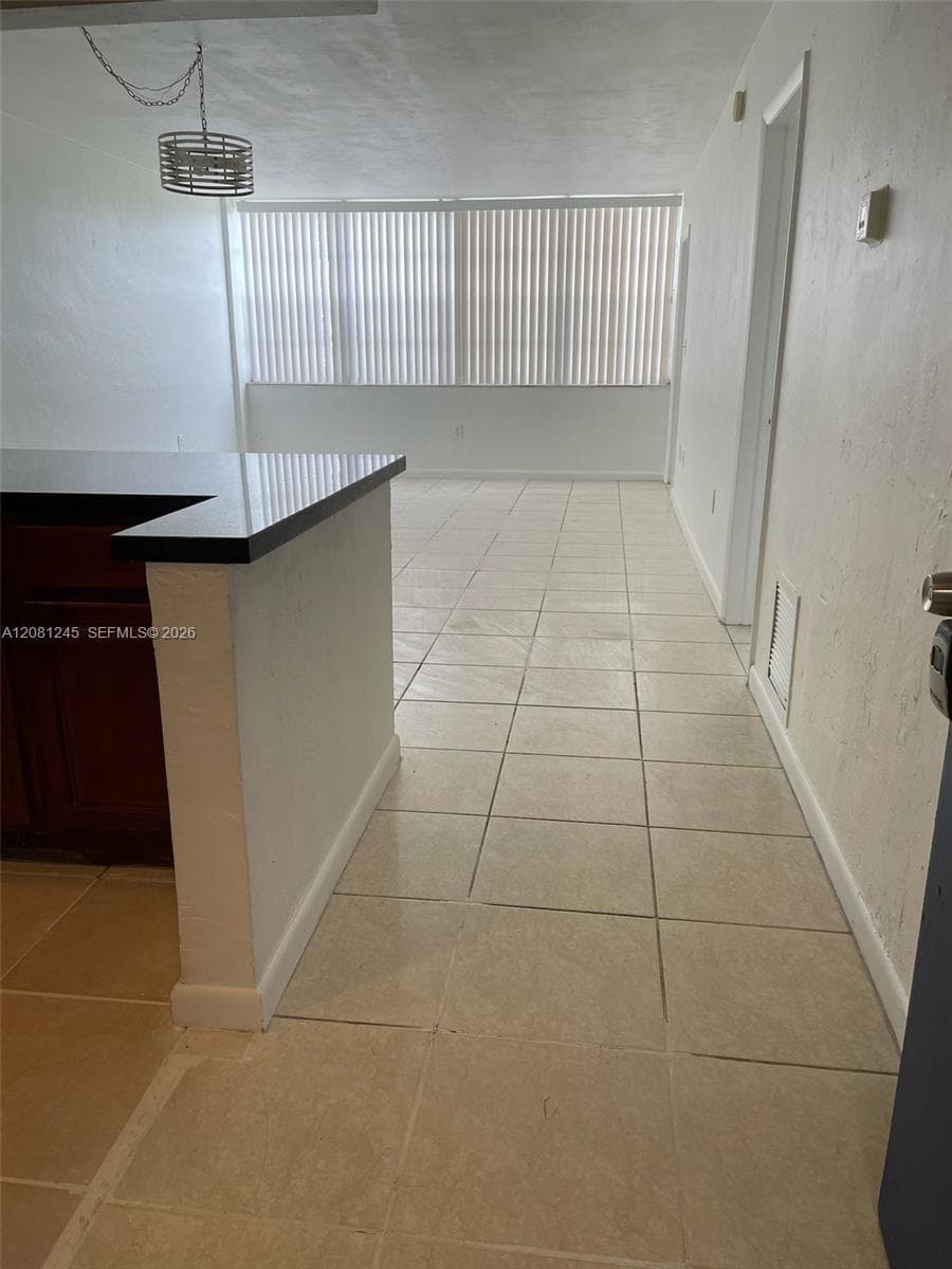 2175 NE 170th St # 310, North Miami Beach, FL 33162 photo 4