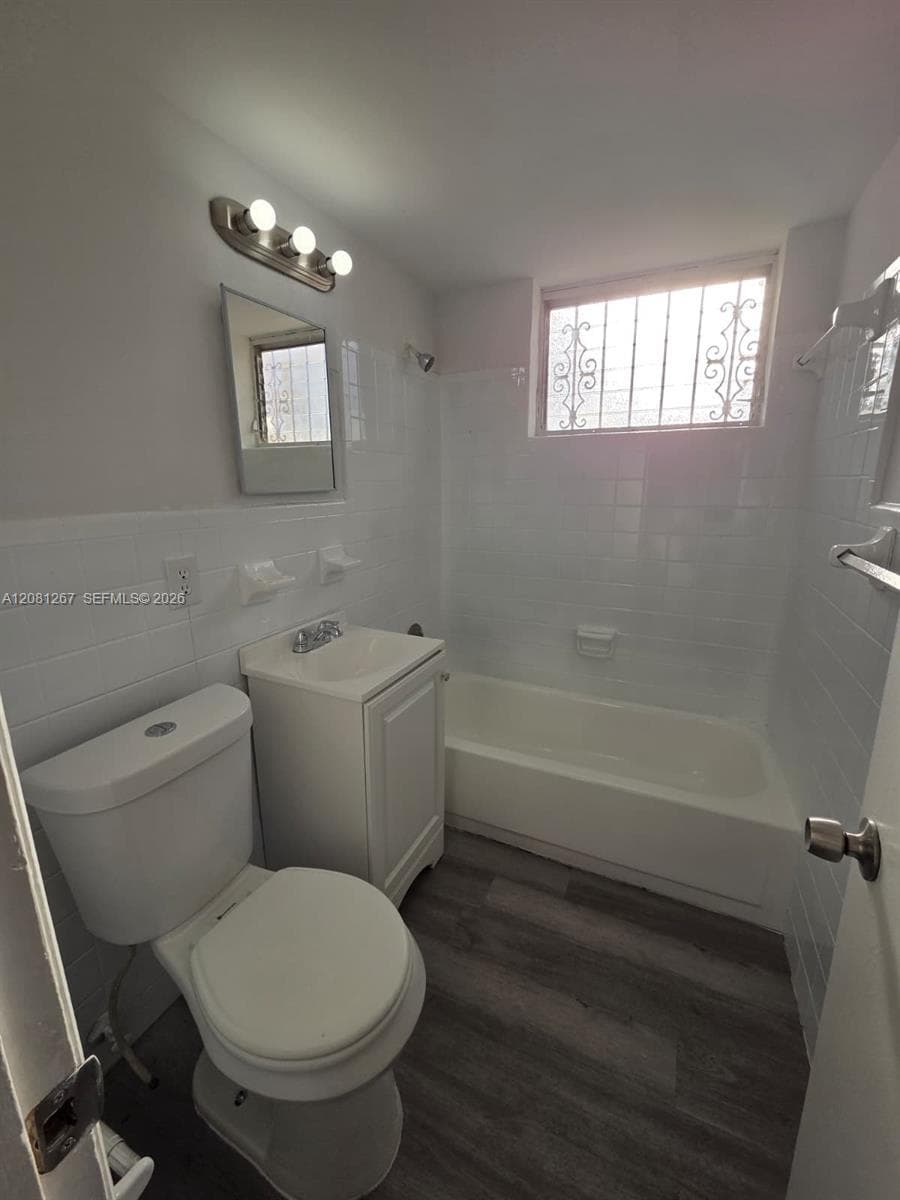 1628 SW 7th St # 5, Miami, FL 33135 photo 5