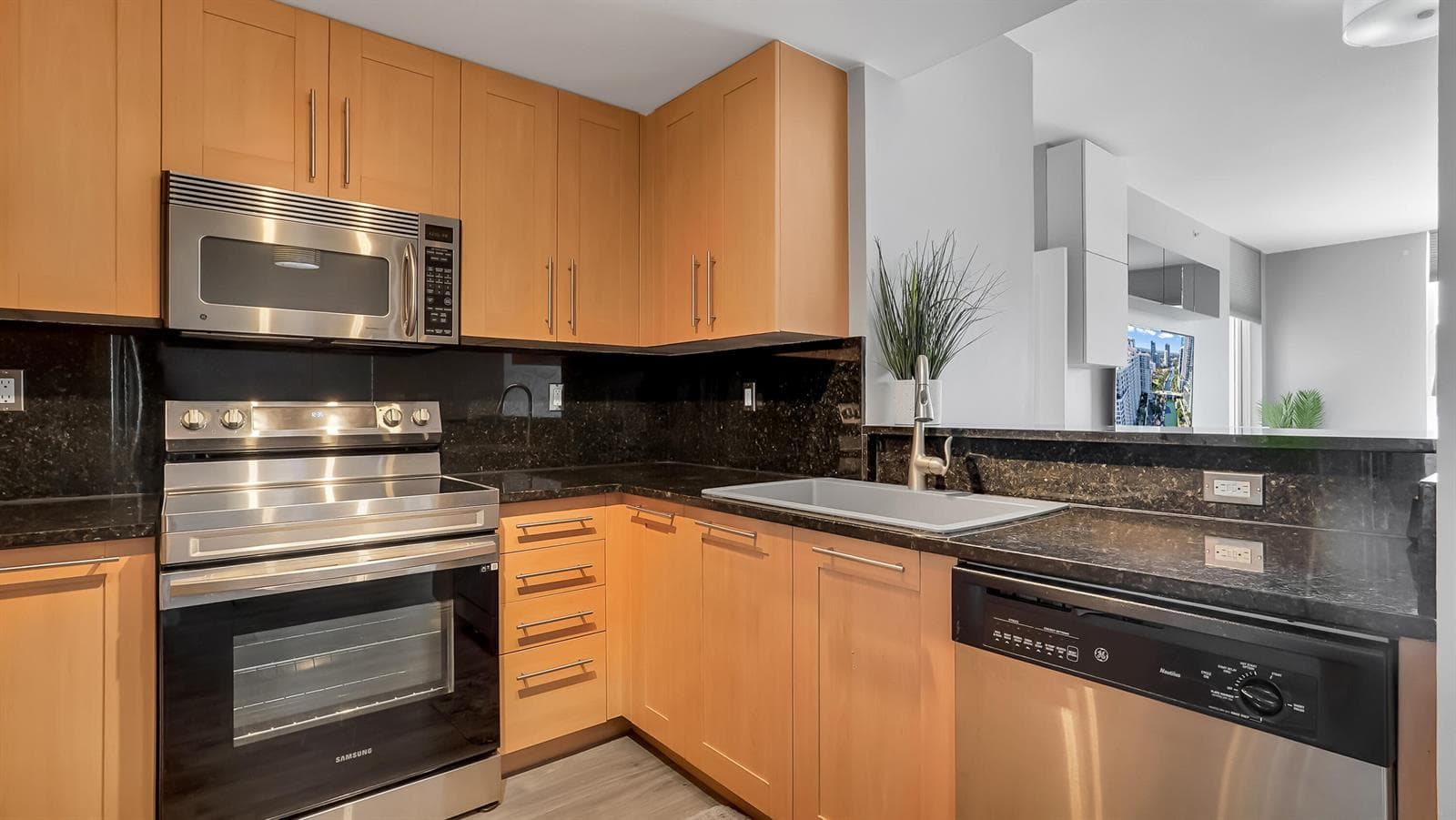 511 SE 5th Avenue # 908, Fort Lauderdale, FL 33301 photo 7