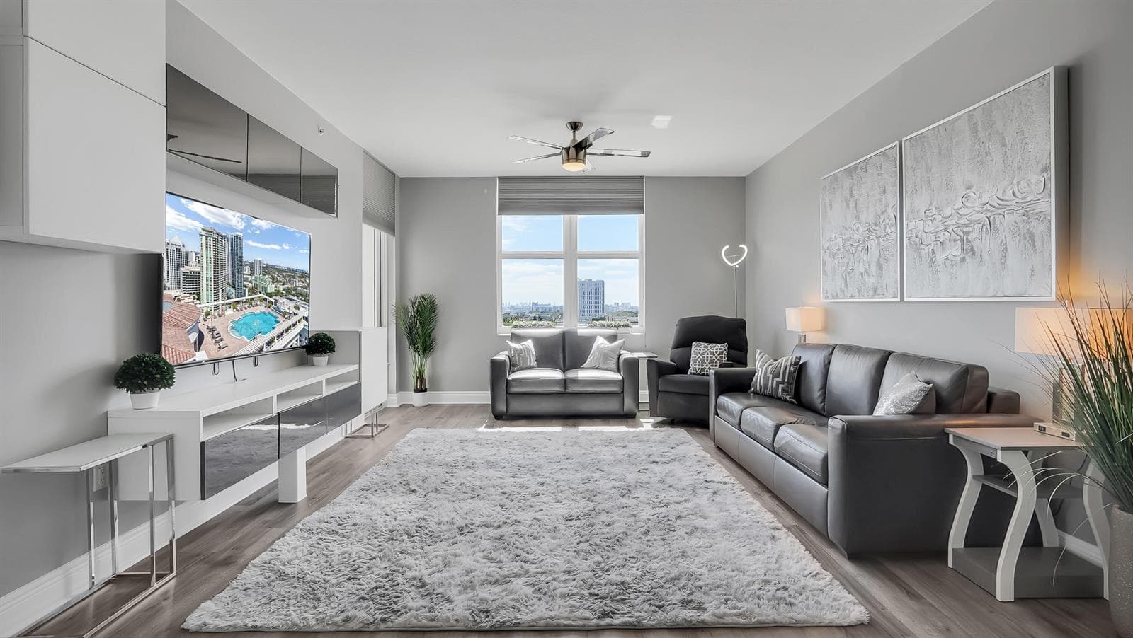 511 SE 5th Avenue # 908, Fort Lauderdale, FL 33301 photo 3