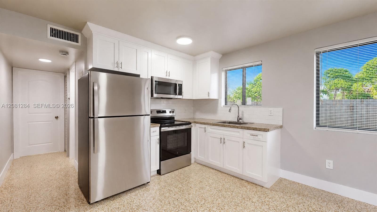 101 W 11th St # 5, Hialeah, FL 33010 photo 12