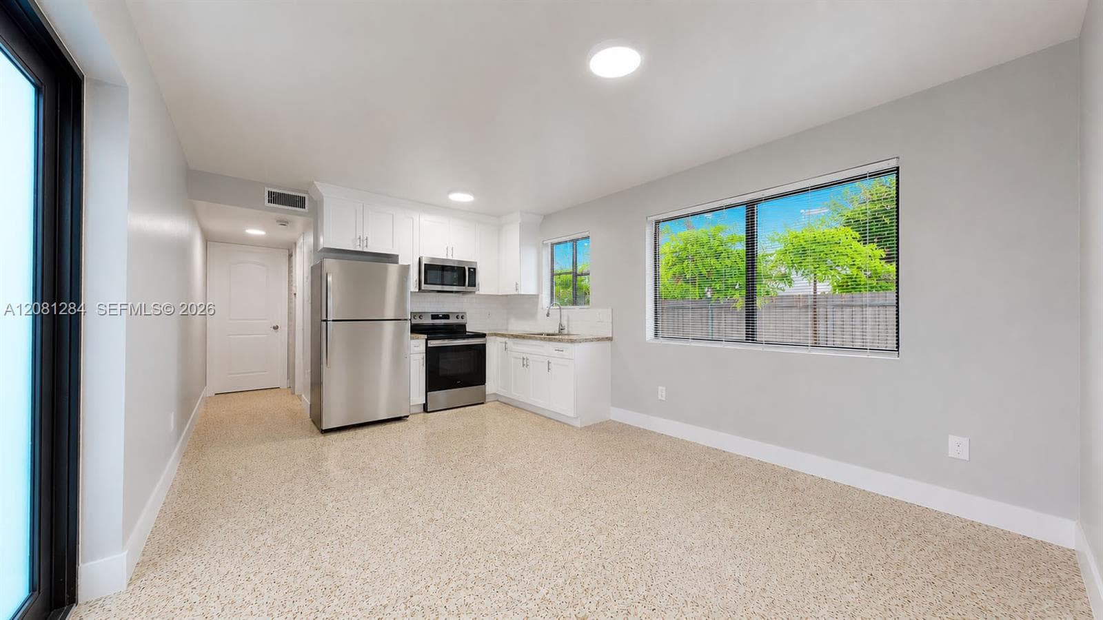 101 W 11th St # 5, Hialeah, FL 33010 photo 4