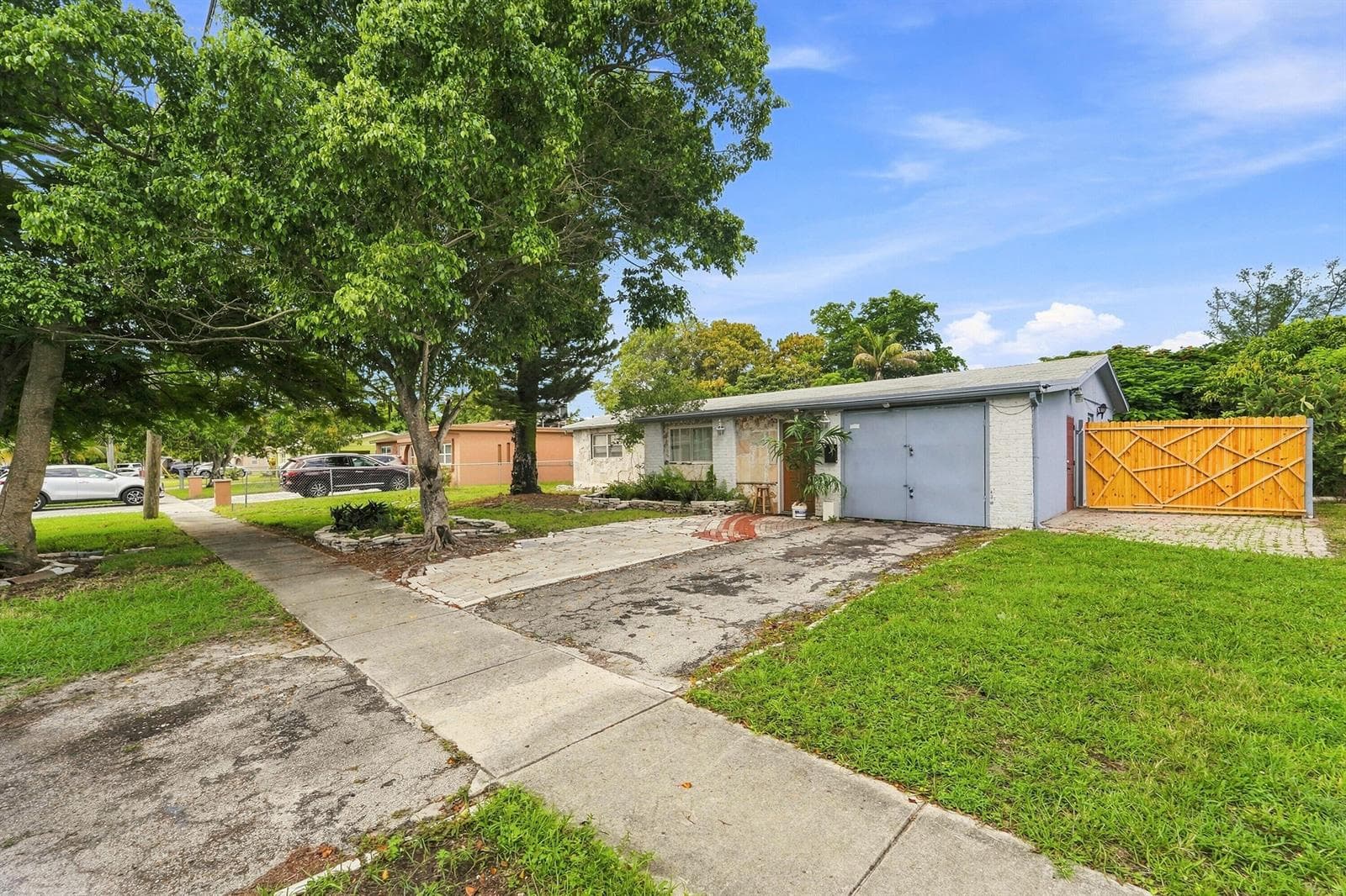 4031 NW 7th Avenue, Deerfield Beach, FL 33064 photo 2