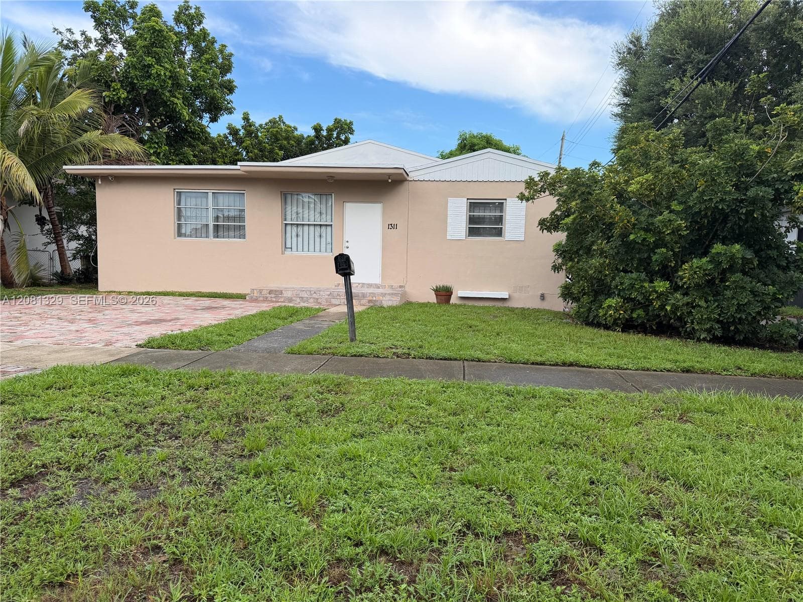 1311 NE NE 157 ST, North Miami Beach, FL 33162