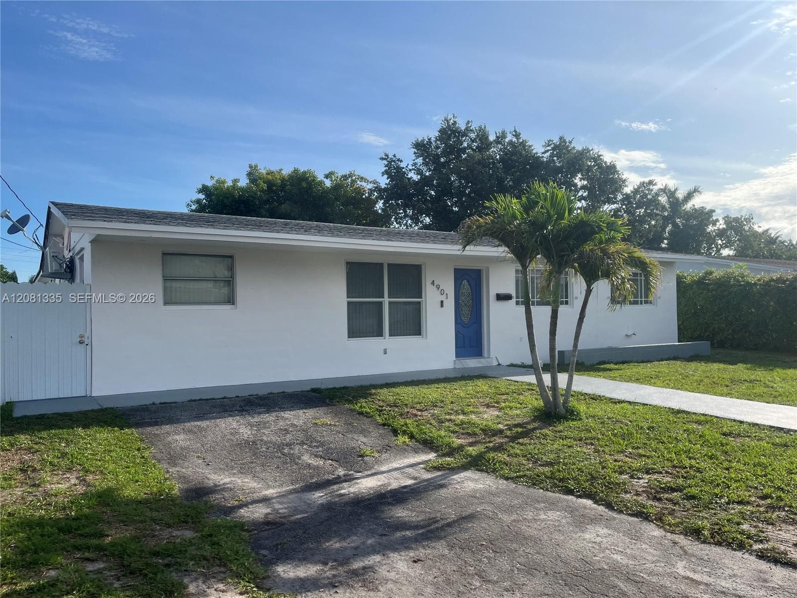 4901 NW 177th St, Miami Gardens, FL 33055 photo 2