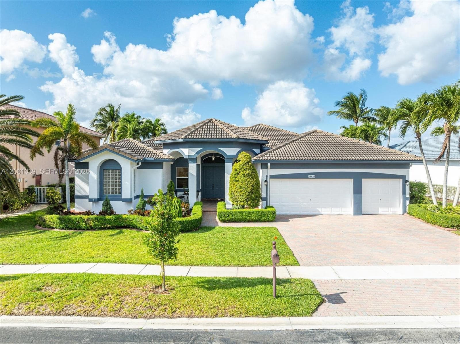 18633 SW 24th St, Miramar, FL 33029 photo 2