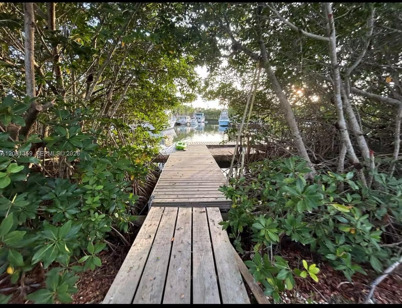 350 Hazel St, Key Largo, FL 33037 photo 2