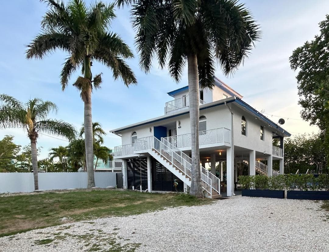 350 Hazel St, Key Largo, FL 33037 photo 3