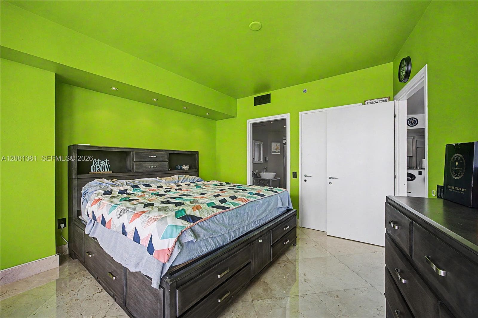 450 Alton Rd # 2406, Miami Beach, FL 33139 photo 13