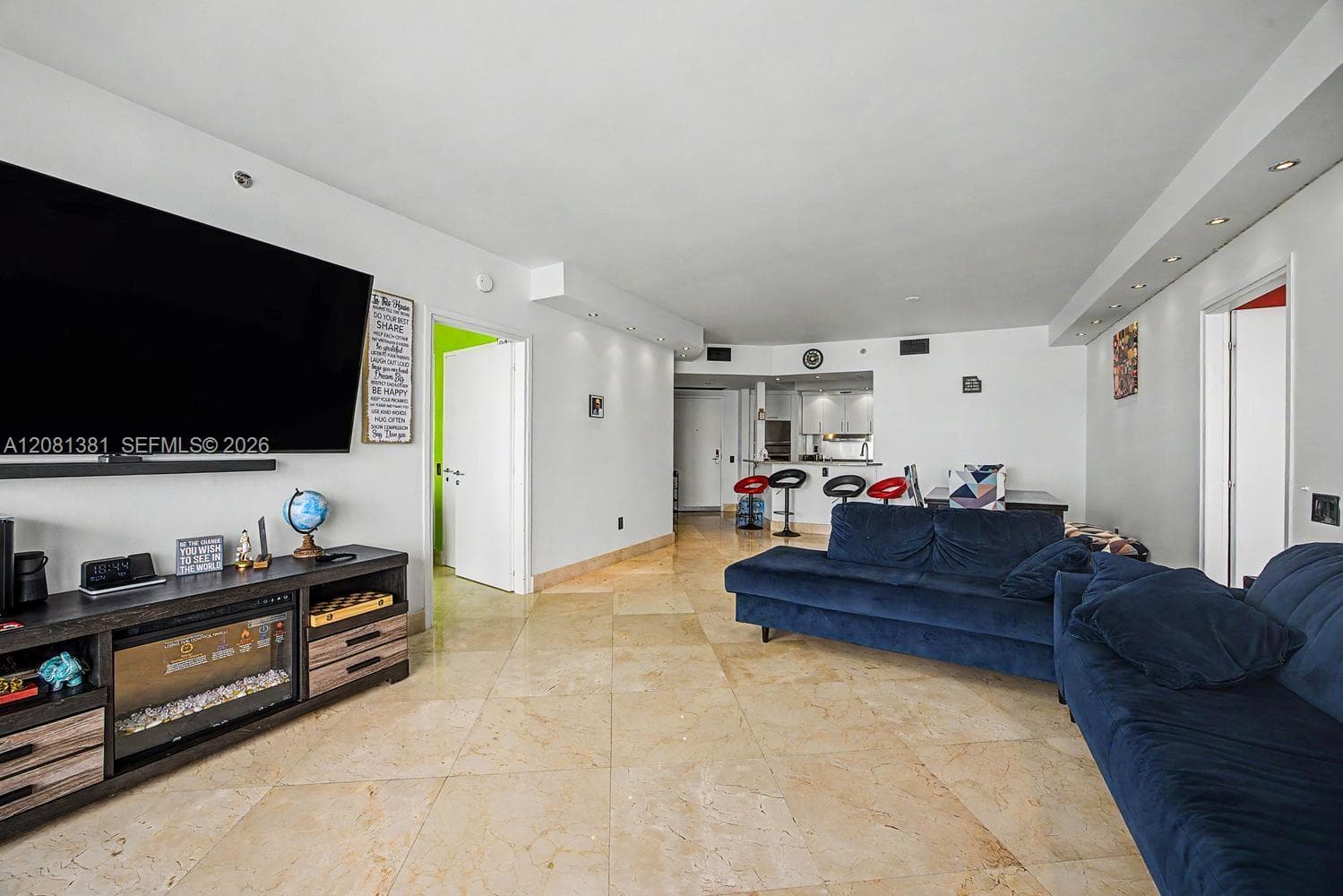 450 Alton Rd # 2406, Miami Beach, FL 33139 photo 3