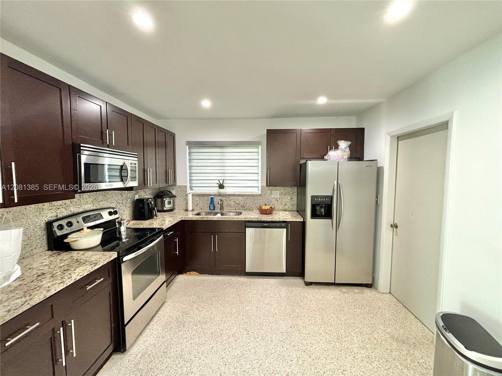 30 NE 125th St, North Miami, FL 33161 photo 9