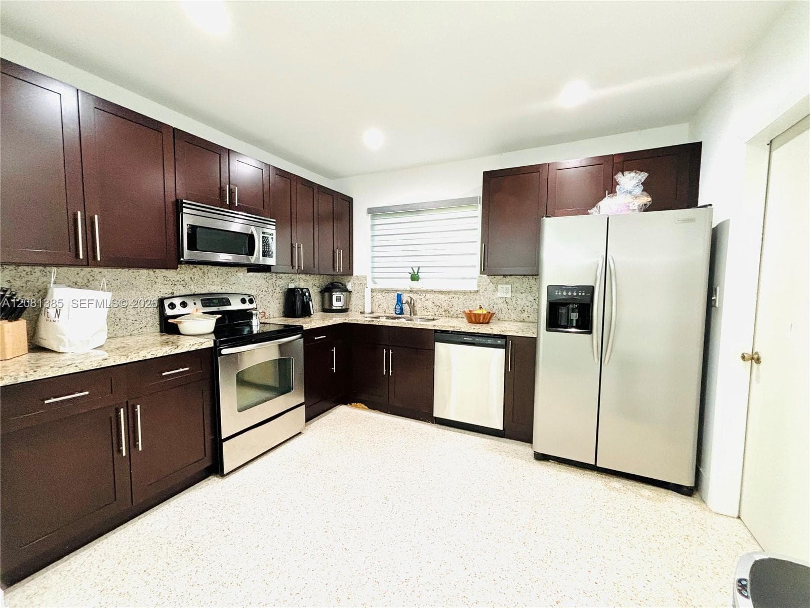30 NE 125th St, North Miami, FL 33161 photo 8