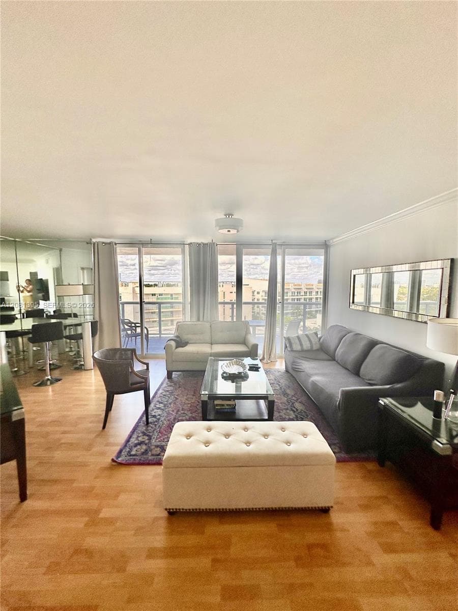 6301 Collins Ave # 806, Miami Beach, FL 33141 photo 2